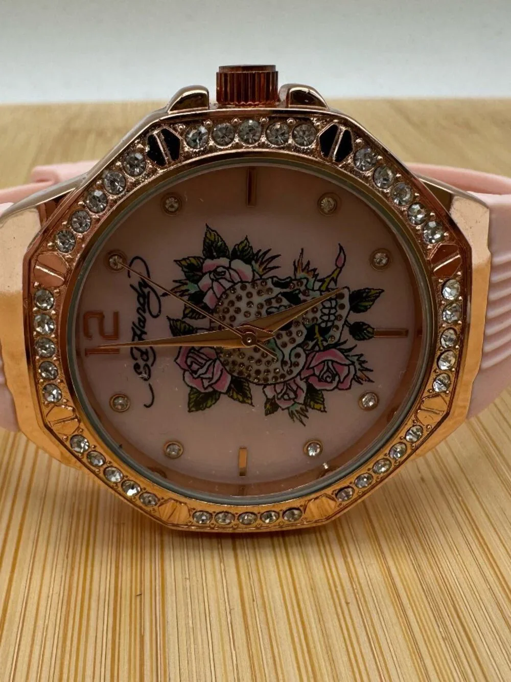 Ed Hardy Ladies Pink Silicone Strap Watch Rose Gold Tone Skull Analog Quartz
